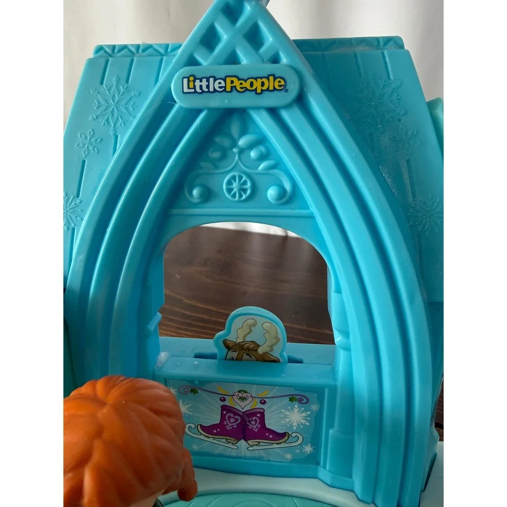 Fisher Price Little People Disney Frozen Elsa Ice Palace Playset Anna Elsa GMN61